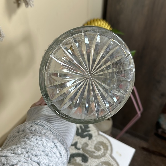 Vintage crystal cut glass pitcherprisim - Picture 7 of 7